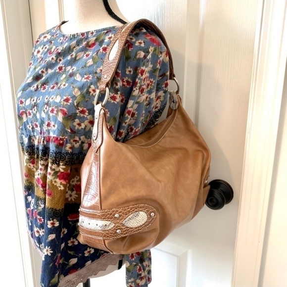 𝅺NINE WEST Faux Leather Caramel Color Hobo Bag - Picture 1 of 9